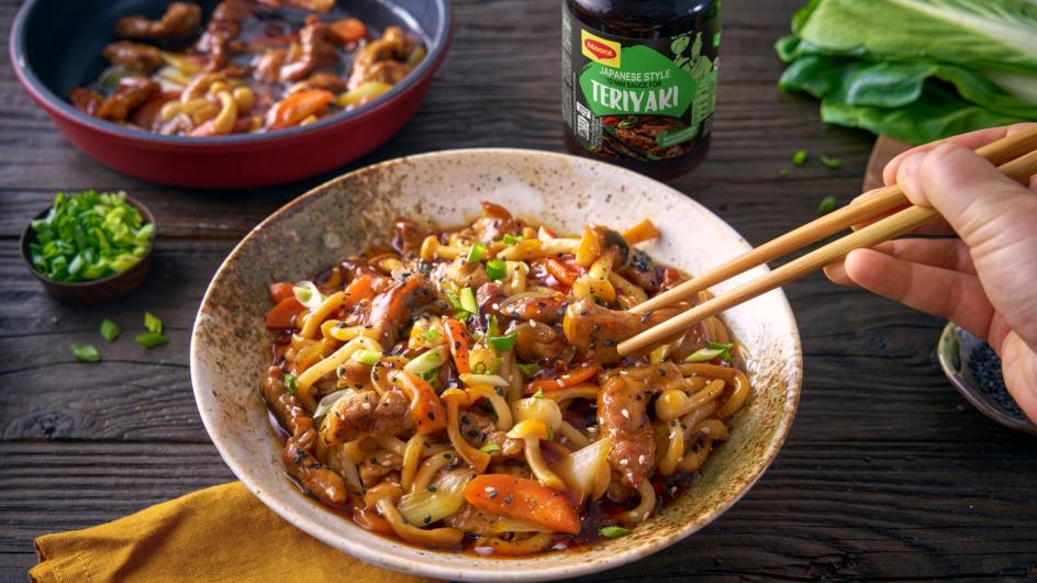 Udon s hubami a teriyaki