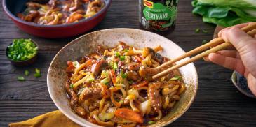 Udon s hubami a teriyaki
